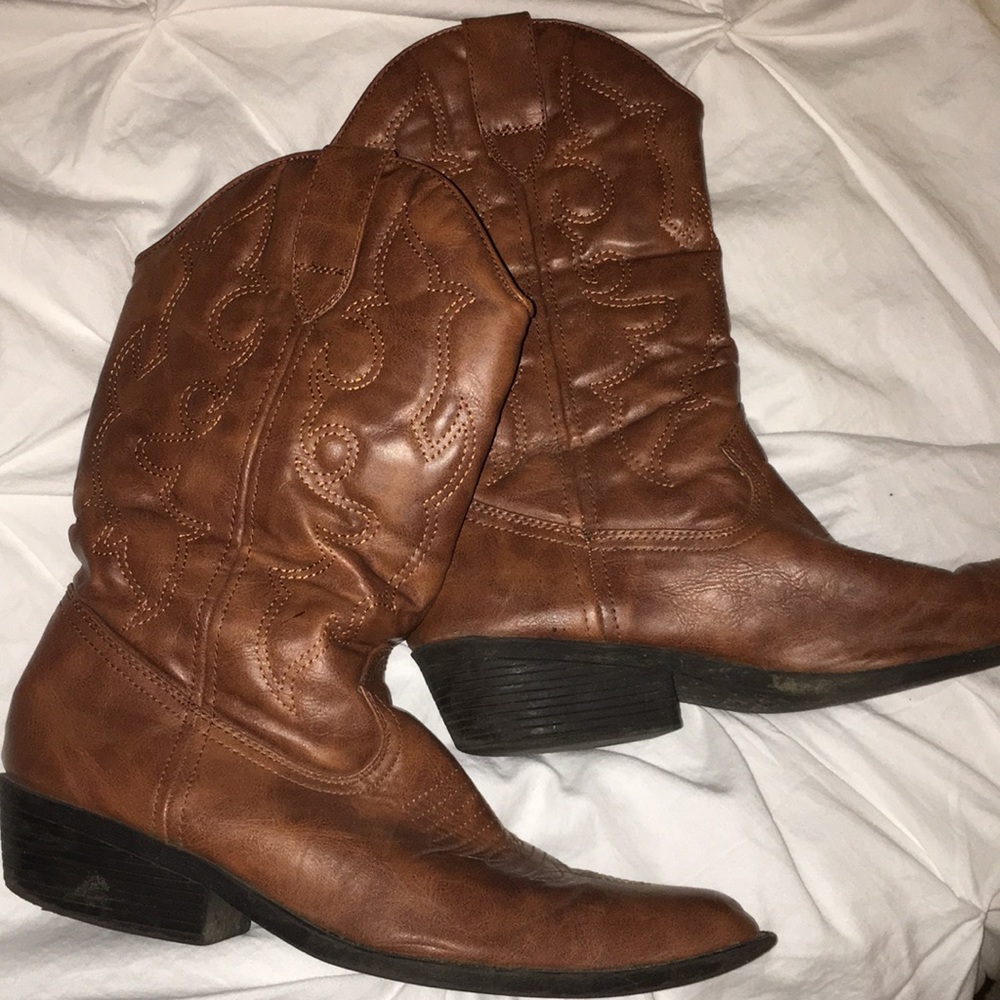 Midi Madden girl Cowgirl boots